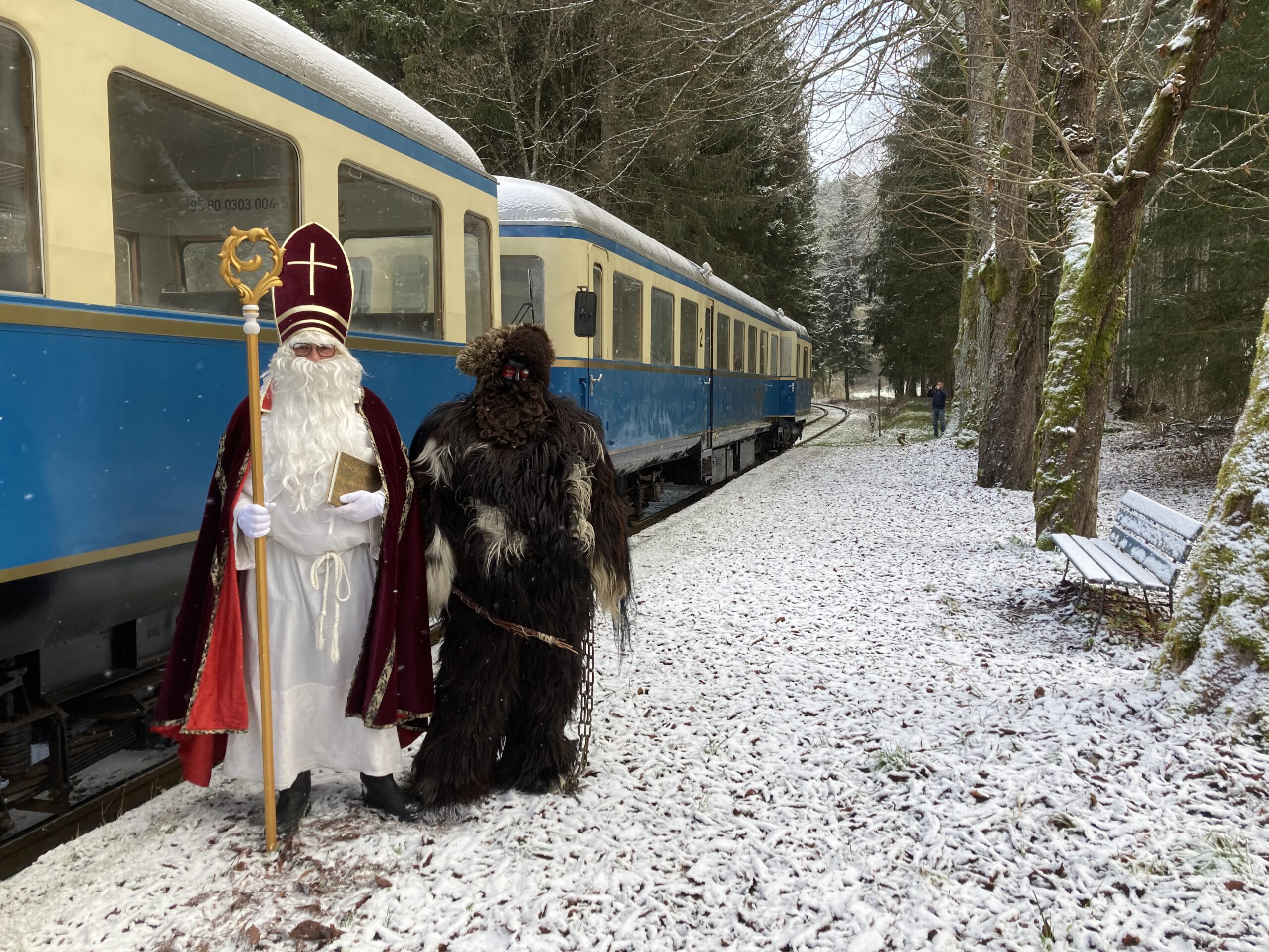 Nikolauszug_Wanderbahn_im_Regental
